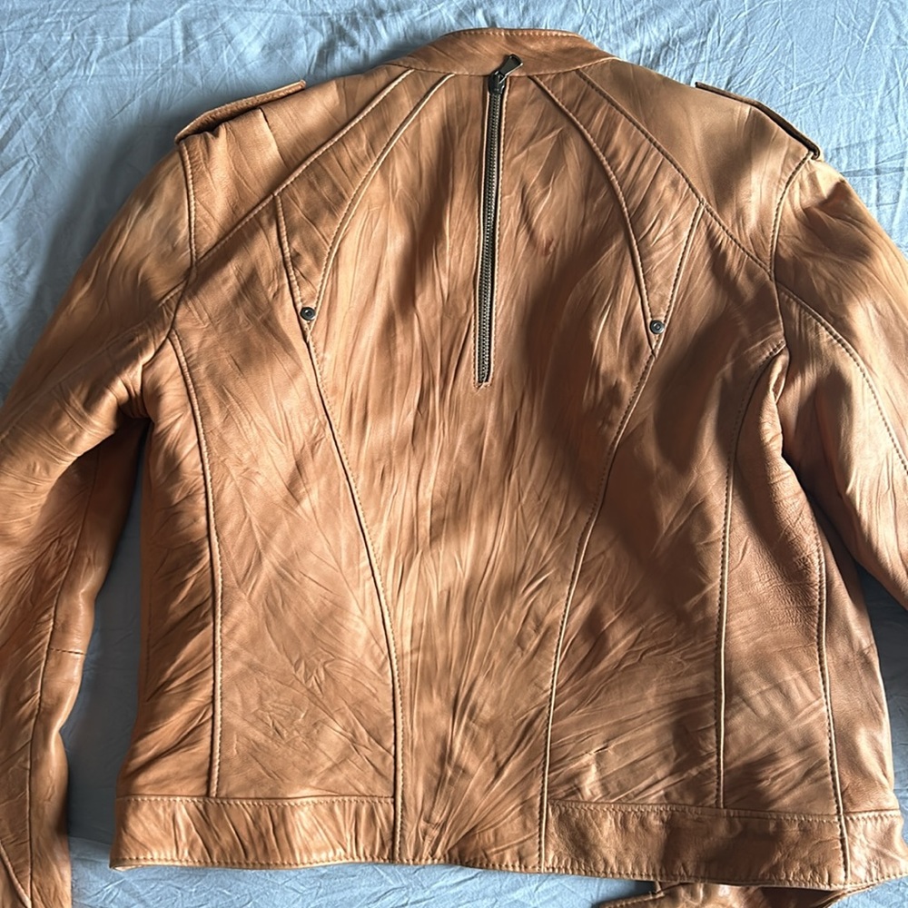 Leather jacket - Picture 7 of 10